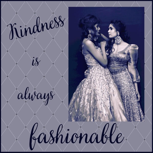 Tops (women’s) - Picture 3 of 7